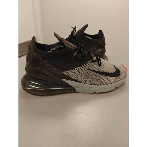 Size 13 - Nike Air Max 270 Flyknit Atmosphere Grey Shoe Tag Missing